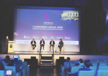 Asociacionismo y digitalización, claves para el futuro del comercio canario, según expertos en el I Congreso Anual de FECOECA